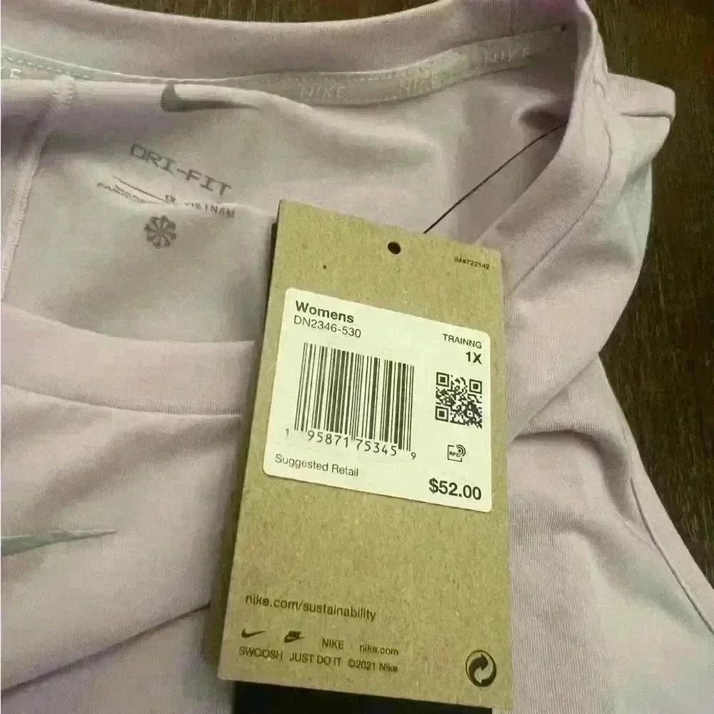 NWT Nike Dri Fit Training tank - Picture 4 of 5